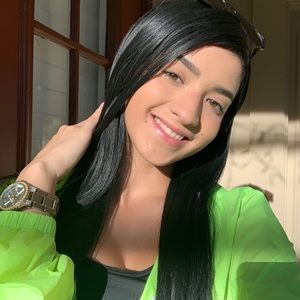 Meet your Posher, Rose